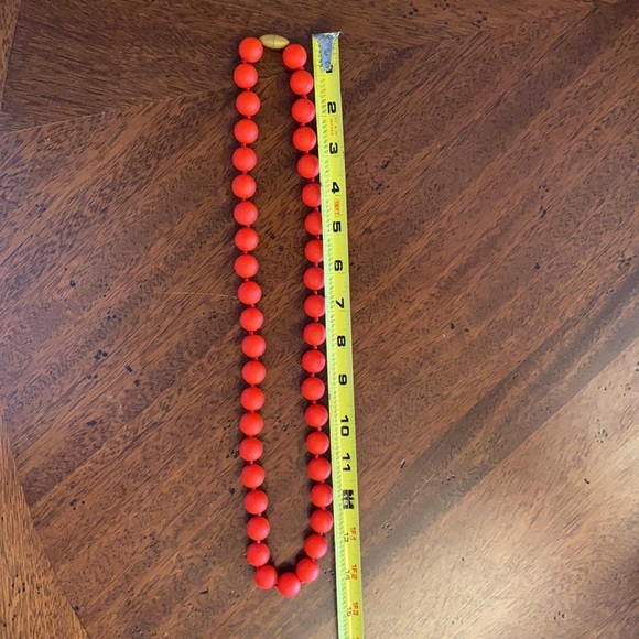 Red chew beads necklace baby - Picture 3 of 3